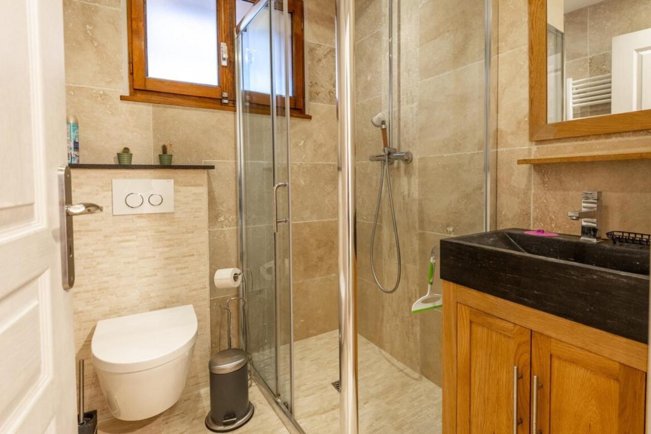 Апартаменти Reflet Des Alpes Furnished Flat Аннесі Екстер'єр фото